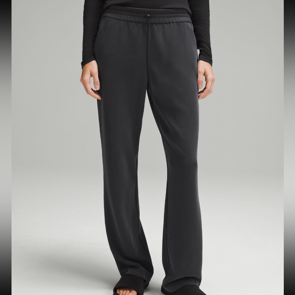 lululemon Softstreme High Rise Pant (regular) - Size 10